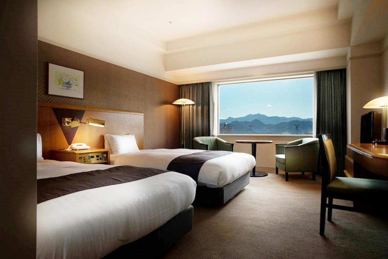 Royton Sapporo Hotel Buitenkant foto A room at the hotel