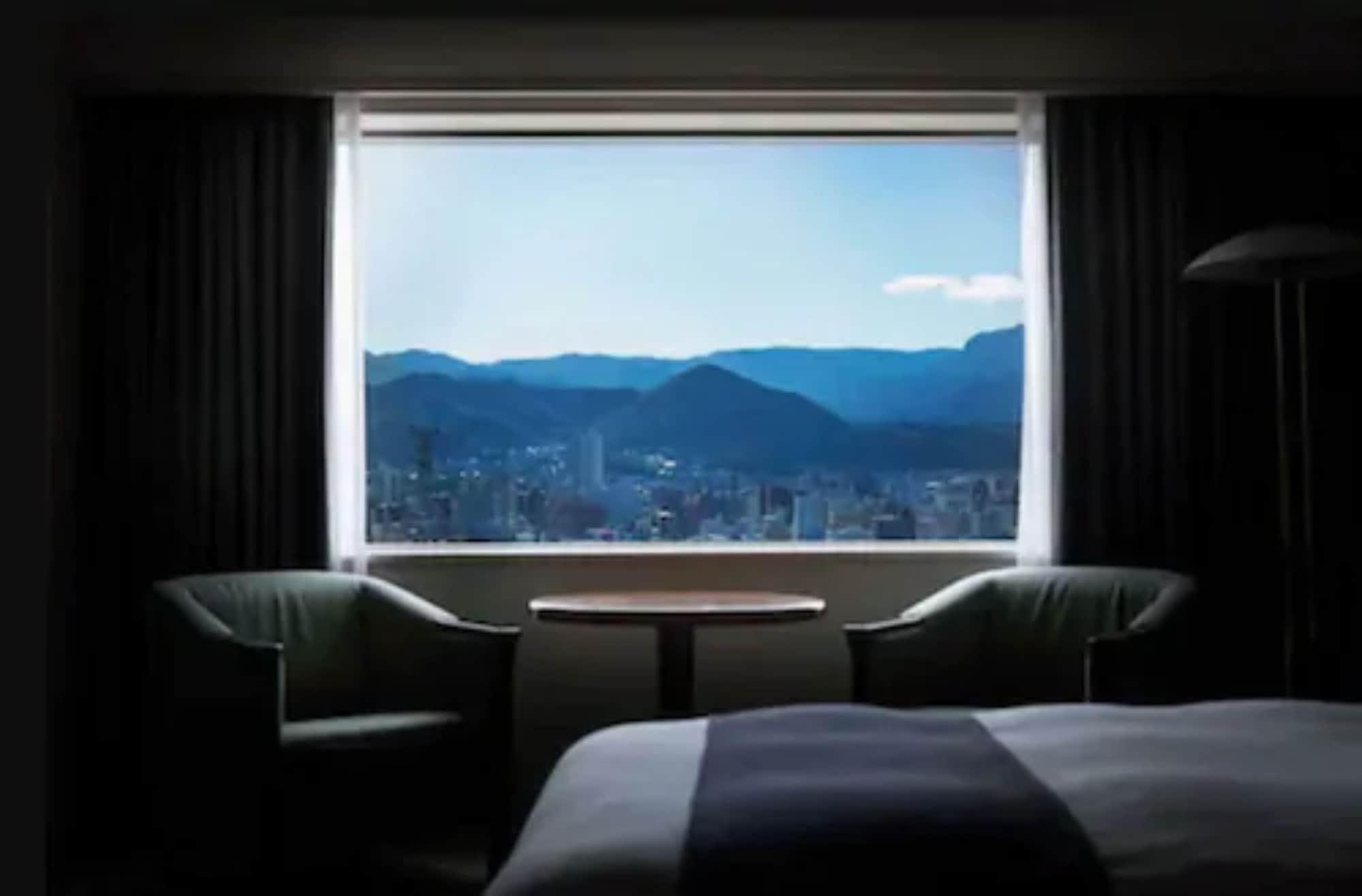 Royton Sapporo Hotel Buitenkant foto A room at the hotel