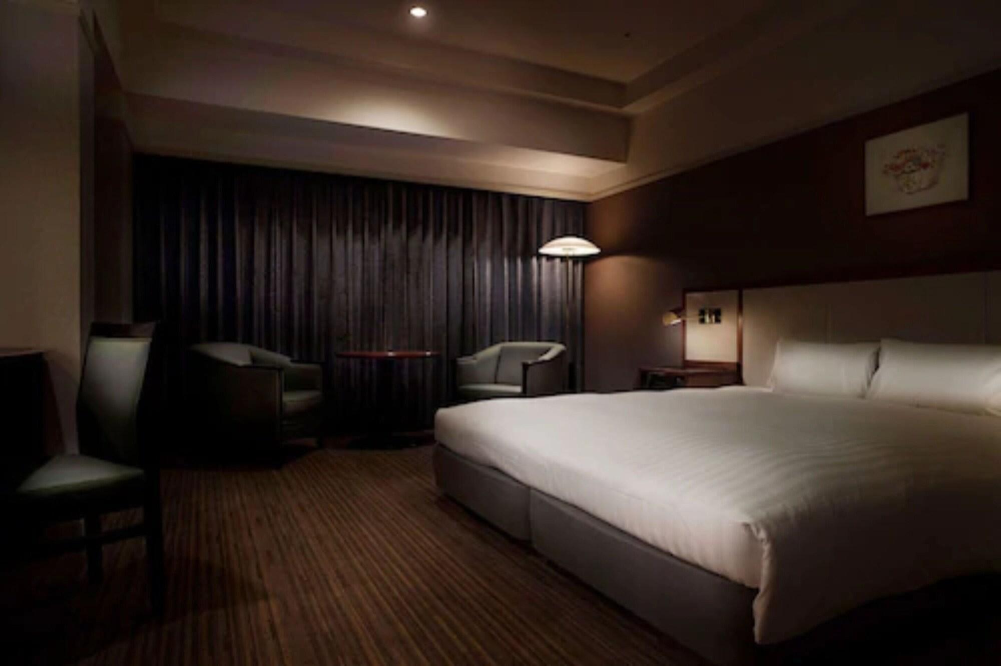 Royton Sapporo Hotel Buitenkant foto A room at the hotel