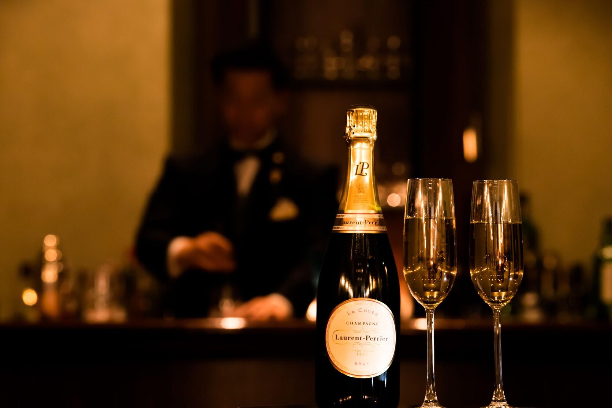 Royton Sapporo Hotel Buitenkant foto Champagne