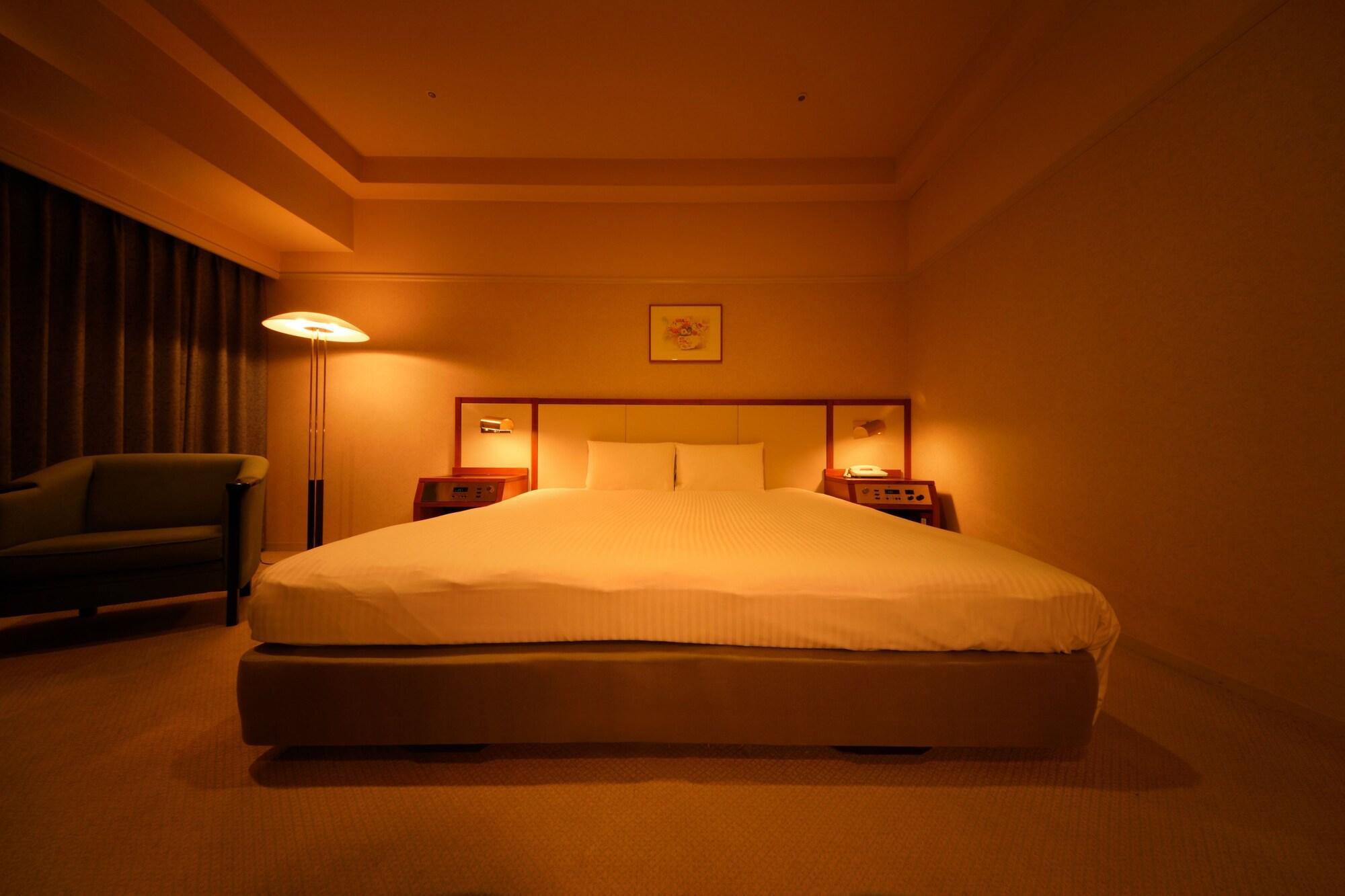 Royton Sapporo Hotel Buitenkant foto A room at the hotel