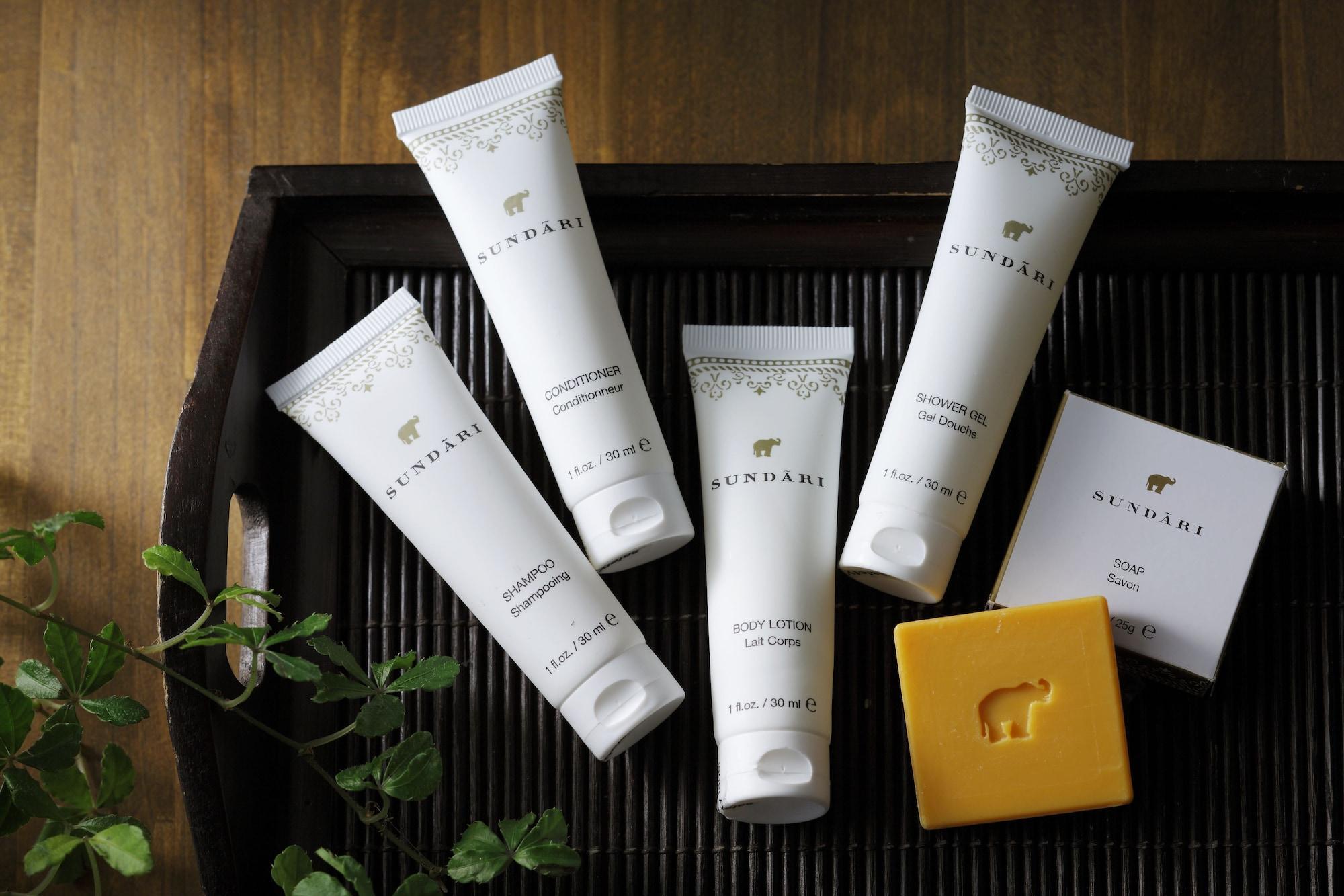 Royton Sapporo Hotel Buitenkant foto A selection of the amenities offered by the hotel